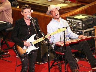 Natalie Maines and Ben Harper at Central Presbyterian Church